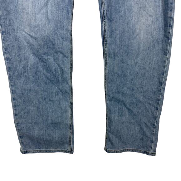 Levi's 541 Jeans Men's 44x36 Blue Denim Medium Wash Athletic Taper Straight Leg - Picture 4 of 13